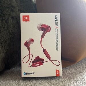 NWT JBL LIVE 25BT Bluetooth Earbuds - Bold Red